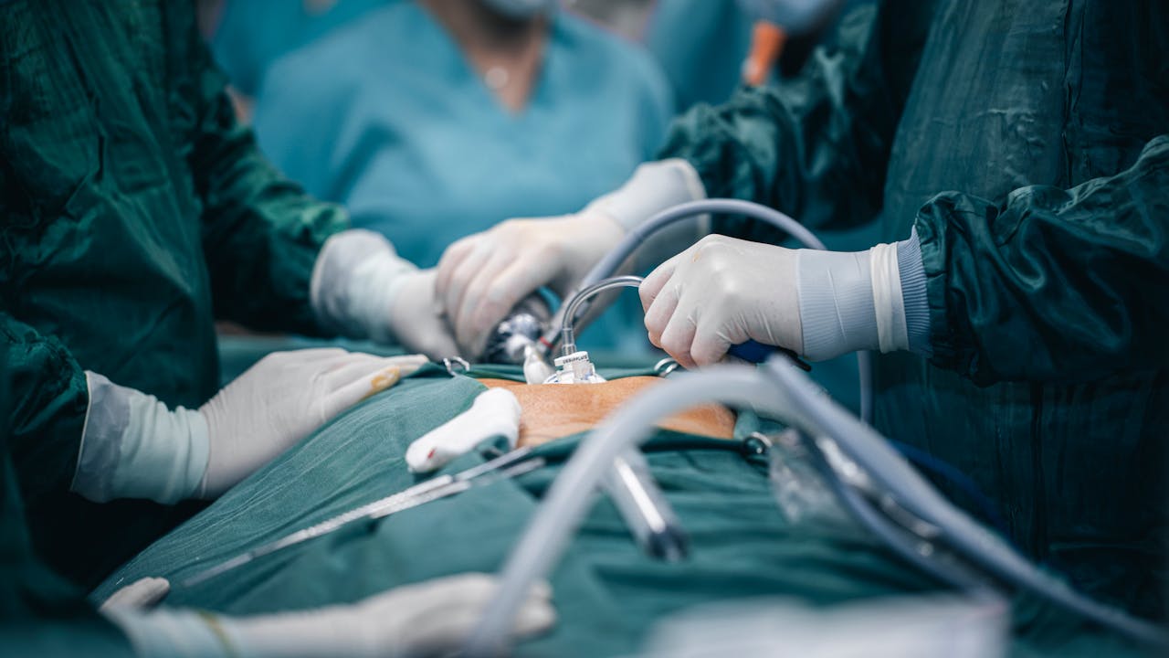 Laparoscopic Surgery: A Safer, Faster Option for Women